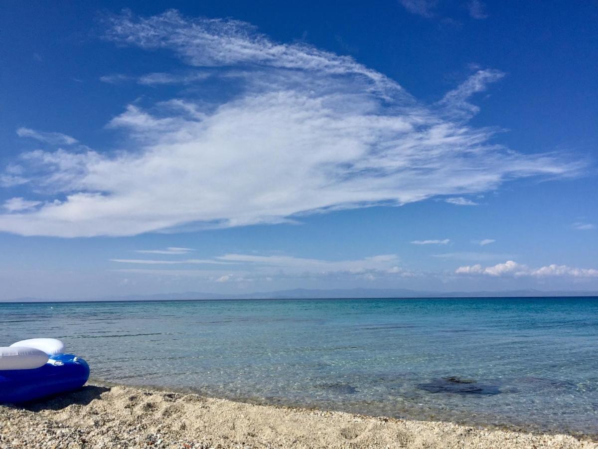 On The Beach Apartment ポリフロノ エクステリア 写真